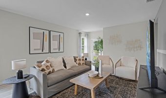 8387 Madrid St, Lakeland, FL 33810