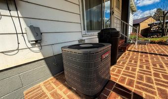 8075 Loop Rd, Alexandria, PA 16611