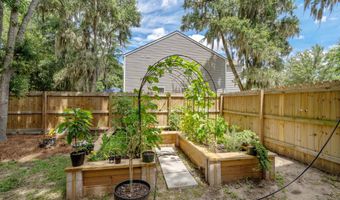 4891 Tidal Walk Dr, Beaufort, SC 29907