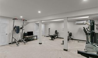 25 Ironwood Dr, Coventry, RI 02816
