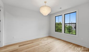 1412 Lyon Ct, Charlotte, NC 28205