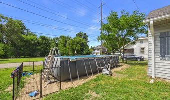 1124 E 10th St, Anderson, IN 46012