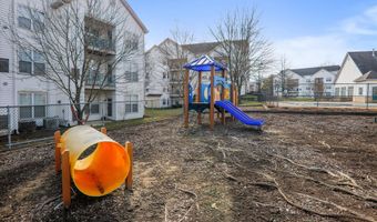 15610 EVERGLADE Ln E202, Bowie, MD 20716