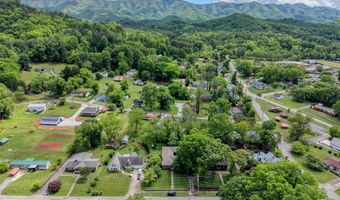 32 Aquone Rd, Andrews, NC 28901