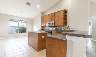 6806 GUILFORD CREST Dr, Apollo Beach, FL 33572