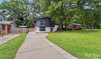 3801 Woodleaf Rd, Charlotte, NC 28205