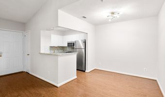 20322 BEECHWOOD Ter 301, Ashburn, VA 20147
