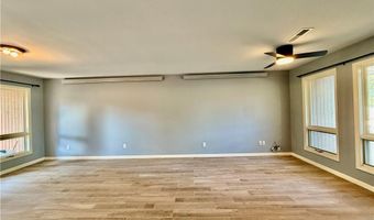 11 Mellor Ln, Bella Vista, AR 72715