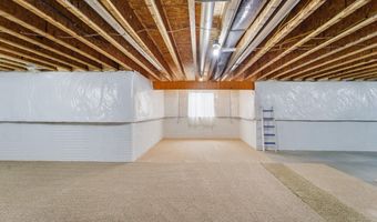 1402 S 7th St, Adel, IA 50003