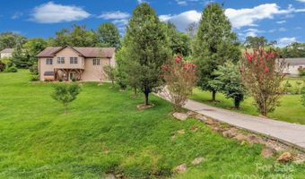 159 S Willow Brook Dr, Asheville, NC 28806