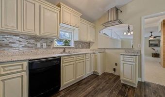 320 Lakeview Blvd, Biloxi, MS 39531