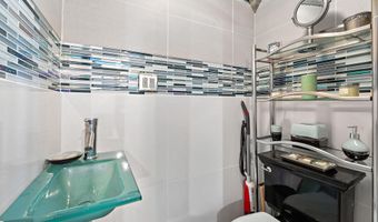 105 E ATLANTIC Ave, Audubon, NJ 08106