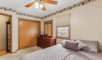 202 NE Crestmoor Pl, Ankeny, IA 50021