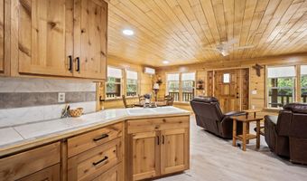 109 E Kamloop Ave, Bayview, ID 83803