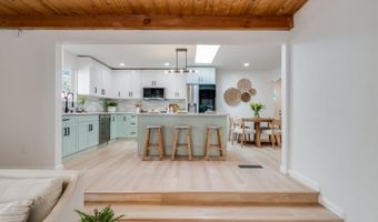 506 Bayview Dr, Aptos, CA 95003