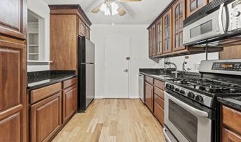 5301 WESTBARD Cir 224, Bethesda, MD 20816