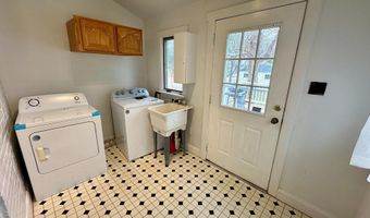 335 N BRADFORD St, Dover, DE 19904