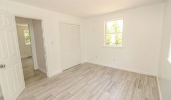 10 Perry Ln, Amherst, ME 04605