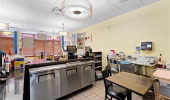 382 Thames St, Bristol, RI 02809