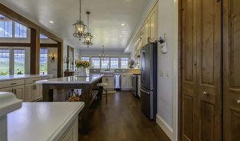 6 Whitney Dr, Cody, WY 82414