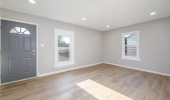1180 Hammel St, Akron, OH 44306
