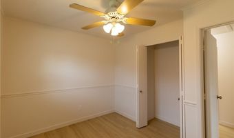 126 Greenbriar Dr, Aurora, OH 44202