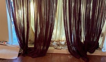 1807 Alta Vista St, Alice, TX 78332