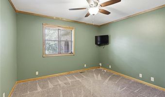 1426 E State Line Rd, Baxter Springs, KS 66713