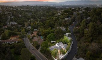 3601 Dellvale Pl, Encino, CA 91436