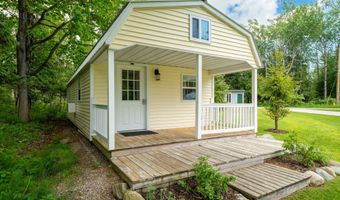 7170 Spring St, Alanson, MI 49706