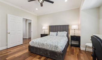 2104 Crenshaw Blvd, Los Angeles, CA 90016