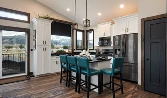 7550 7560 Springhill Rd, Belgrade, MT 59714