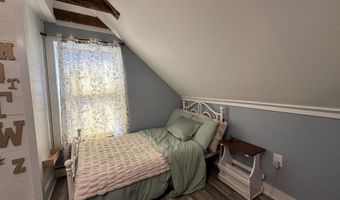 8 Main St, Bennington, NH 03442
