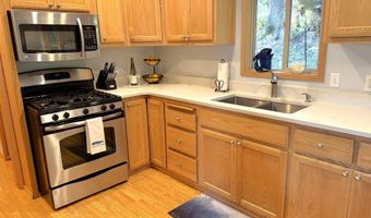 19921 WHALESHEAD Rd EL1, Brookings, OR 97415