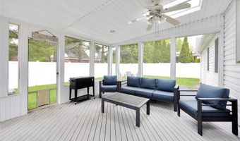 54 Bryan Ave, Amityville, NY 11701