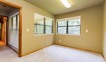 12 Marykirk Ln, Bella Vista, AR 72715