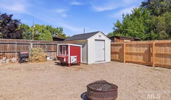 806 W Logan St, Caldwell, ID 83605