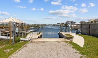 602 W Ft Macon Rd 235, Atlantic Beach, NC 28512