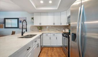 255 Oleander Dr, Oceanside, CA 92057