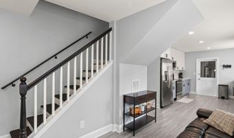 519 S PARKE St, Aberdeen, MD 21001