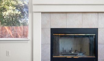 1336 Funston Dr, Santa Rosa, CA 95407