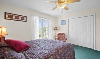 32 Eustis Landing Rd, Beaufort, SC 29907