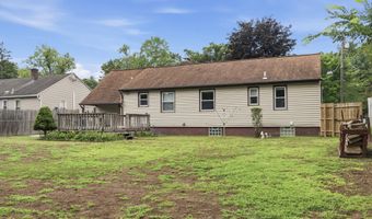 49 Gipp Rd, Albany, NY 12203