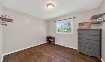 615 SUN VALLEY Dr, Cheyenne, WY 82001