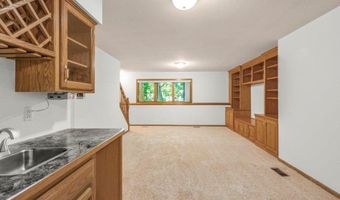 2602 Rivers Bluff Ln, Anoka, MN 55303