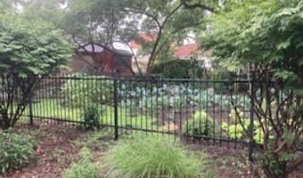 130 S Pine St, Arcola, IL 61910