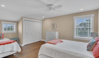 35 Bristol Pl, Bay Head, NJ 08742