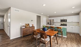 605 Ellis Cir, Adel, IA 50003