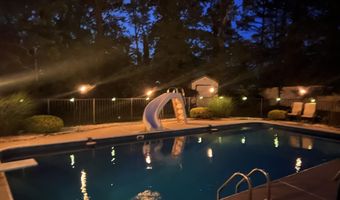 94 Georgetown Blvd, Barnegat, NJ 08005