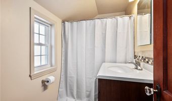 139 Lakewood Ave, West View, PA 15229